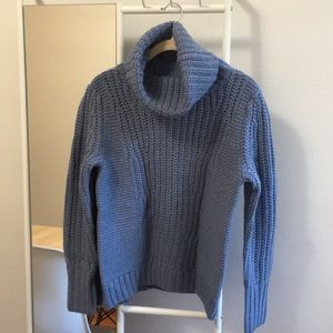 Turtle neck sweater